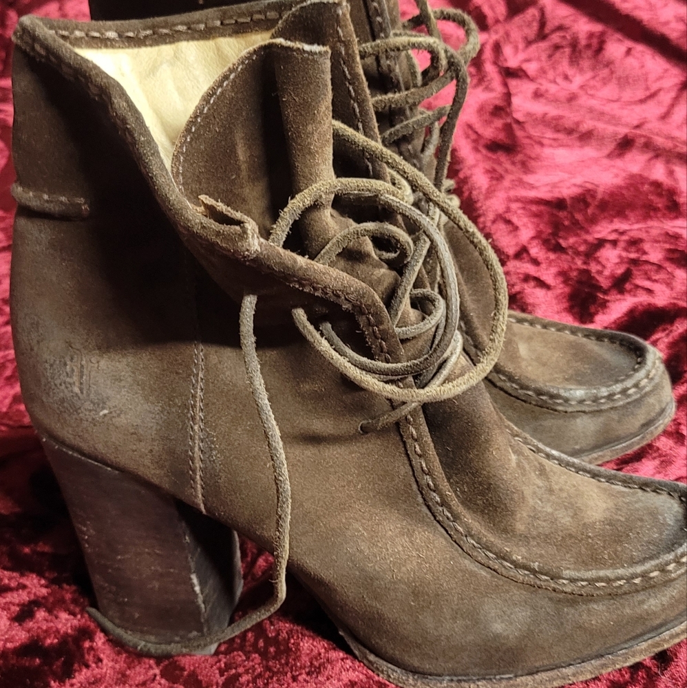 FRYE BOOTS SIZE 8.5M